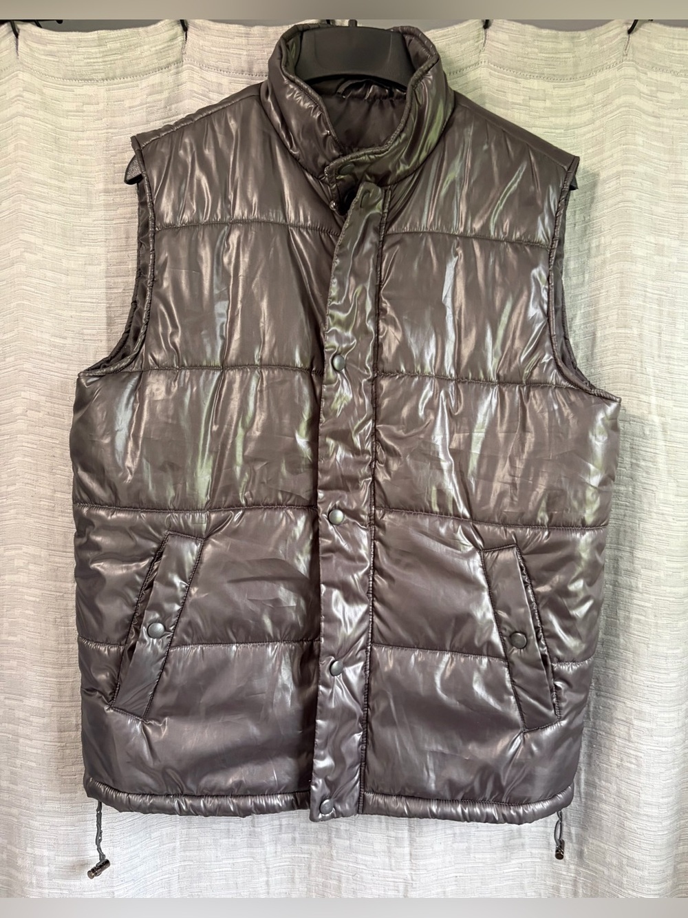 J Ferrar metallic gray quilted puffer vest -men’s size medium